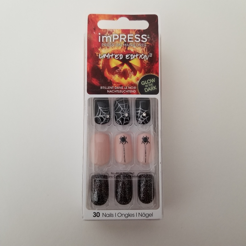 Impress Halloween Glow in the Dark Nails